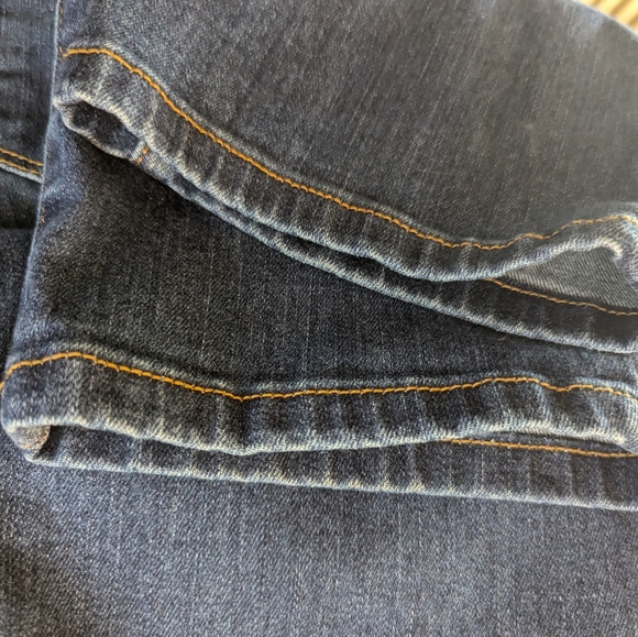 Judy Blue Los Angeles Straight Fit size 15/32, design wear fading, stretch - Picture 15 of 15